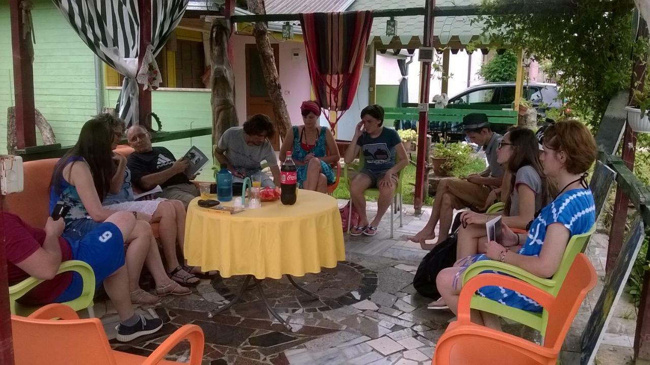 Kolonia E Artistave Lägenhet Velipojë Exteriör bild